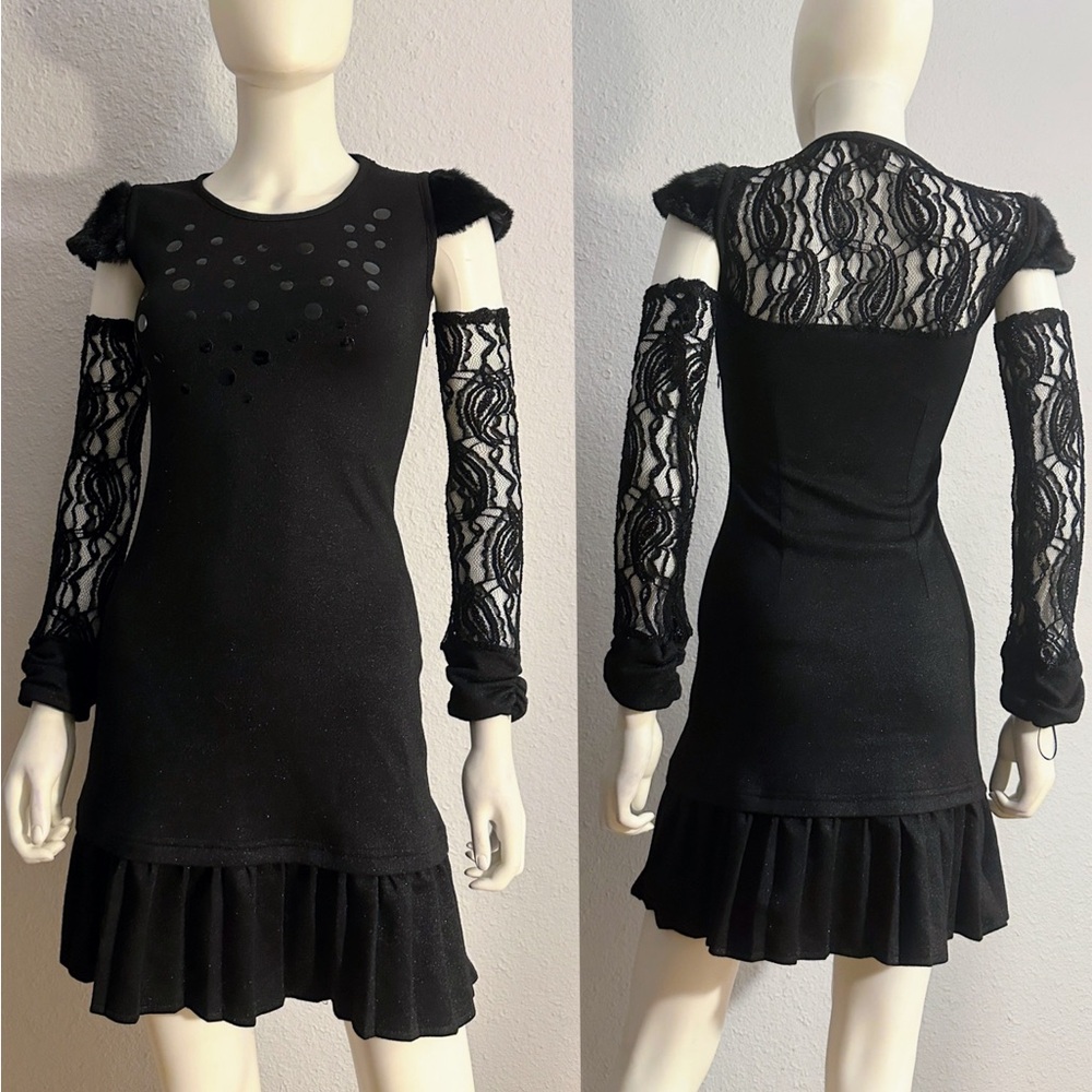 Black Ruffle Hem‎ Cold-Shoulder Lace Mini Dress Fur Short Sleeves Embellished